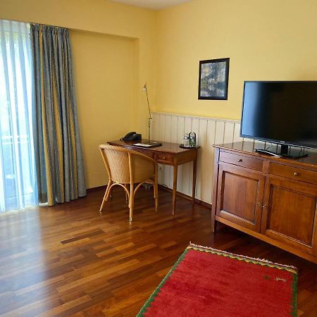Hotel Goldener Stern Sankt Ingbert Dış mekan fotoğraf